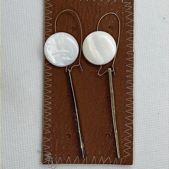 Earrings Long Dangle with French Leaver Hooks White and Gold Tone - Picture 1 of 3
